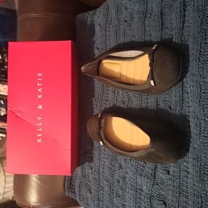 Kelly & Katie Perri style black ballet flats size 8.5